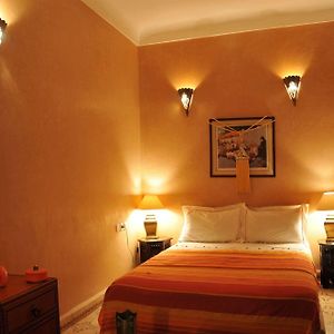 Camera con letto king size